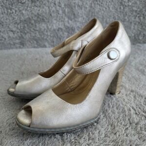 Born Peep Toe Mary Jane Heels Metallic Silver Leather Block Heel Shoes Womens 7M